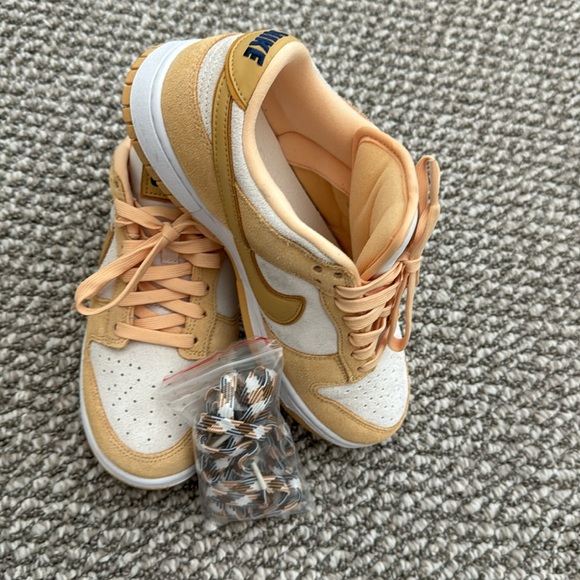 Nike Dunks - Picture 8 of 8